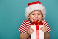 Психолог объяснила, как выполнять просьбы ребенка о новогодних подарках