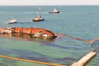 Подъем танкера Delfi в Одессе: операция продолжится завтра