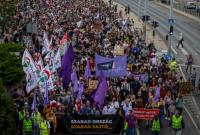 В Венгрии устроили масштабный протест из-за вмешательства Орбана в медиа
