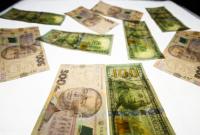 Курс доллара на межбанке превысил уровень 28 гривен