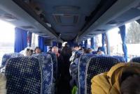 На границе с Украиной развернули автобус из Беларуси: все пассажиры имели поддельные результаты ПЦР-тестов